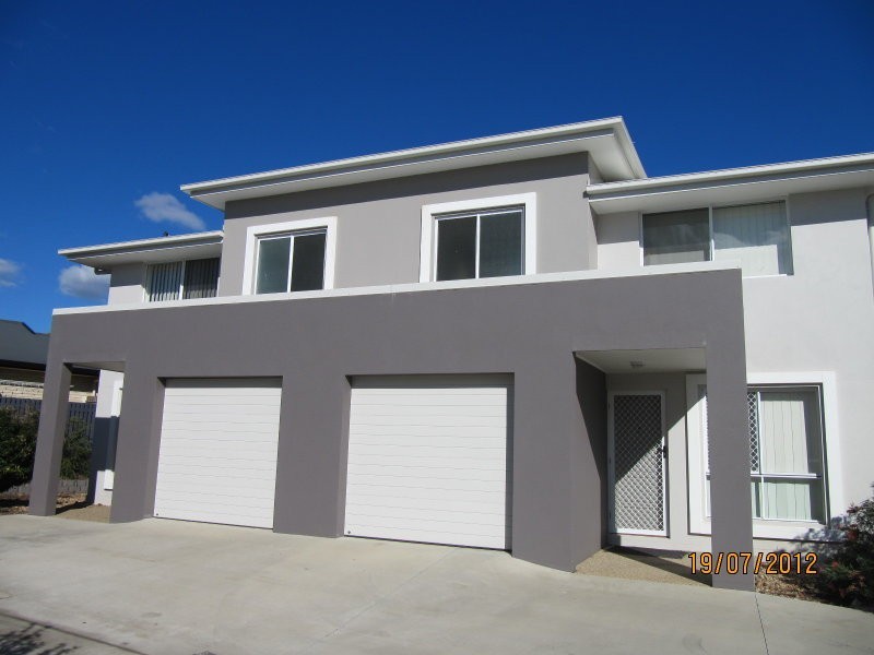UNIT 2/54 LILLYPILLY AVENUE, Gracemere QLD 4702