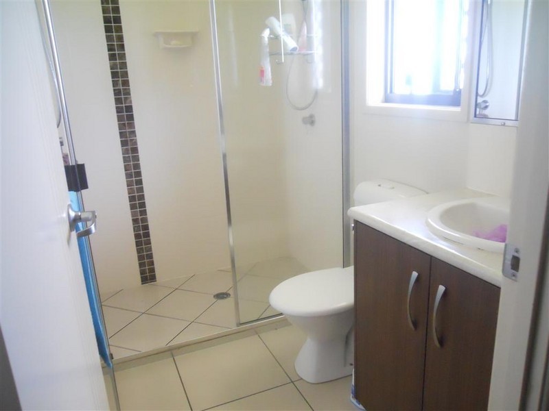 20  CHERRYFIELD ROAD, Gracemere QLD 4702