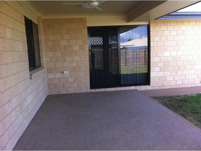 22 VIOLET DRIVE, Gracemere QLD 4702