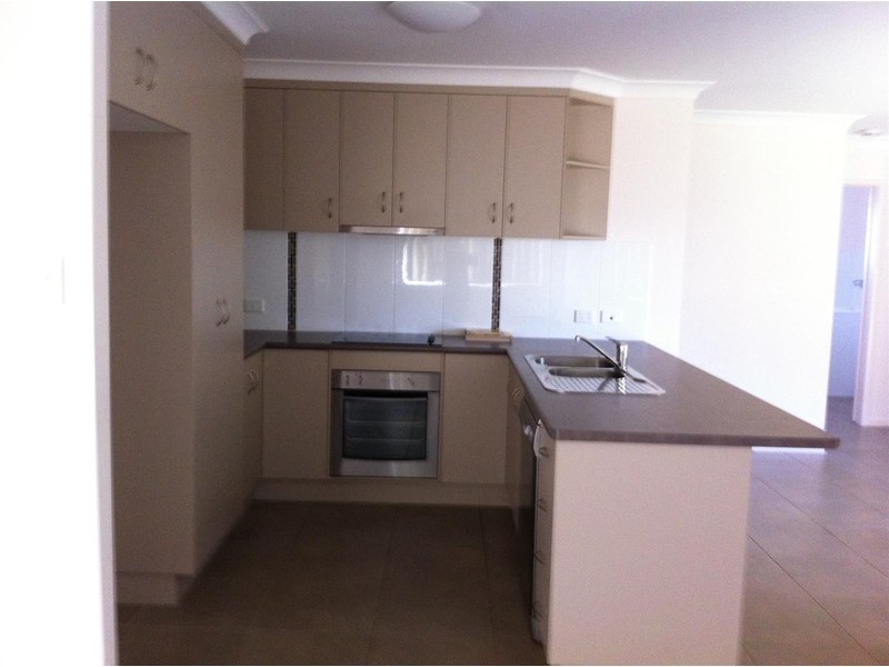 6 Justin Street, Gracemere QLD 4702