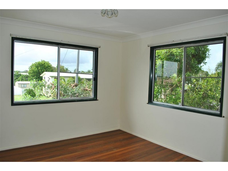 13 THORA STREET, Gracemere QLD 4702