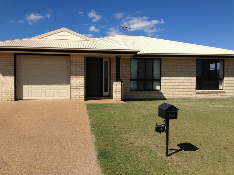 3 EMERY STREET, Gracemere QLD 4702
