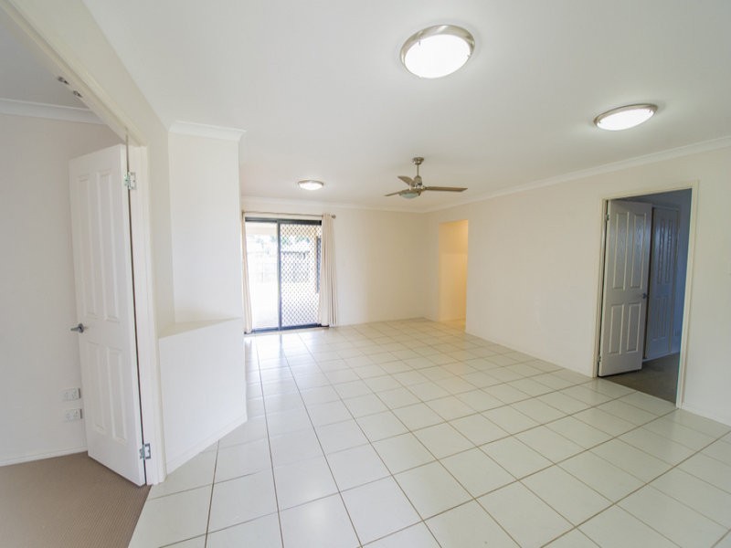 6 KERRIE MEARES CRESCENT, Gracemere QLD 4702