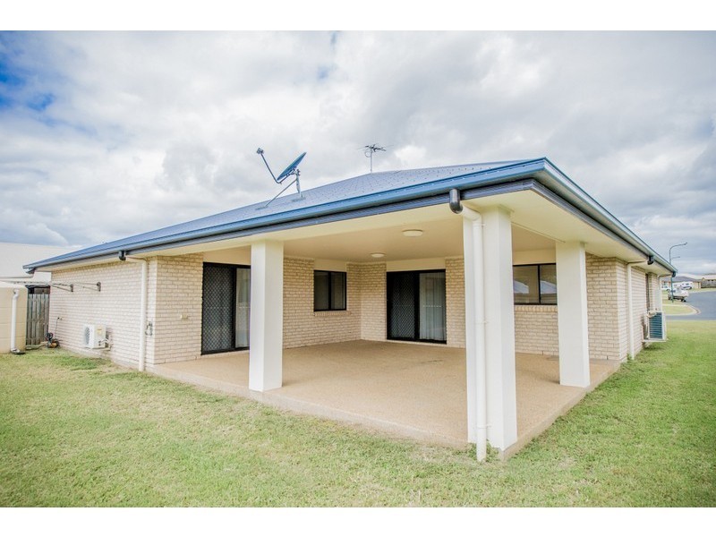 6 KERRIE MEARES CRESCENT, Gracemere QLD 4702