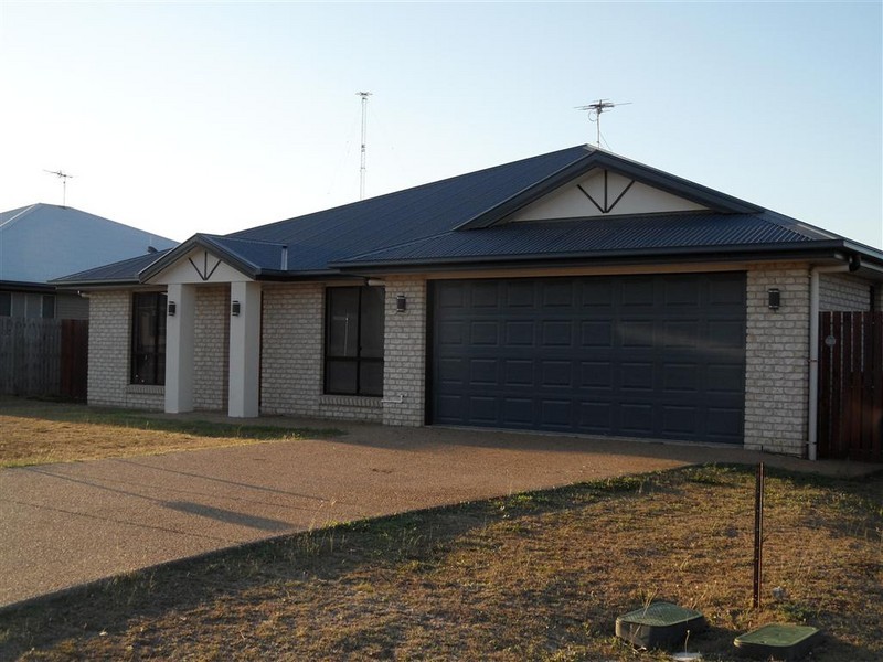 6 KERRIE MEARES CRESCENT, Gracemere QLD 4702