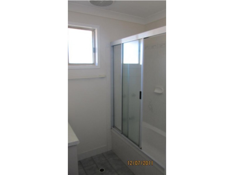 98 DONOVAN CRESCENT, Gracemere QLD 4702