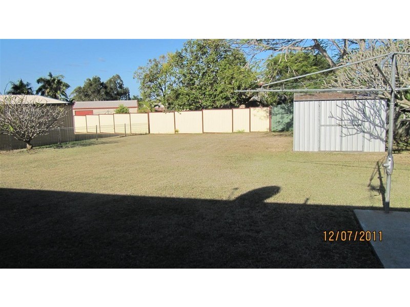 98 DONOVAN CRESCENT, Gracemere QLD 4702