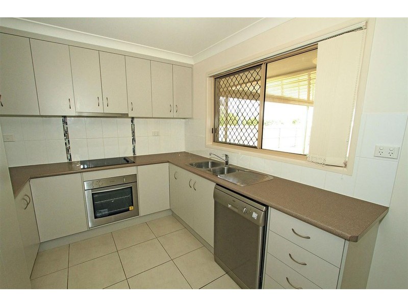 84 Buxton Drive, Gracemere QLD 4702