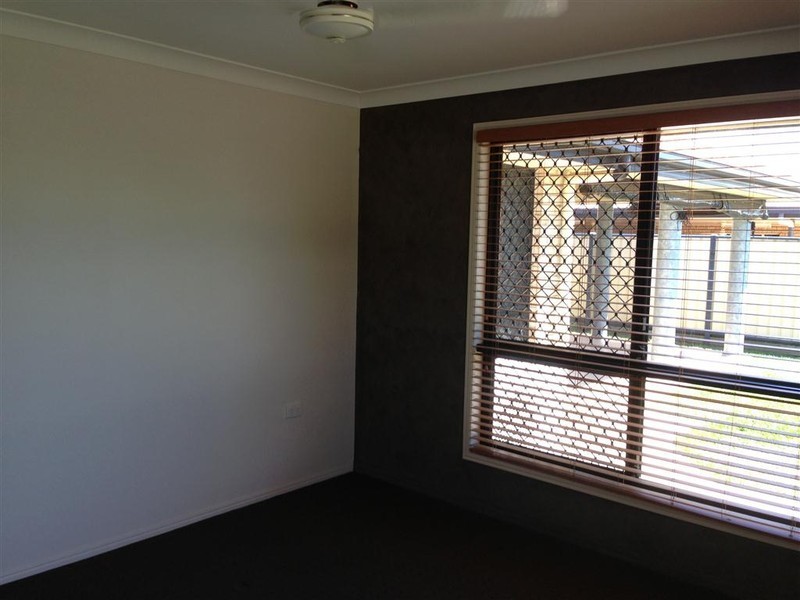 17  Poinciana Place, Gracemere QLD 4702