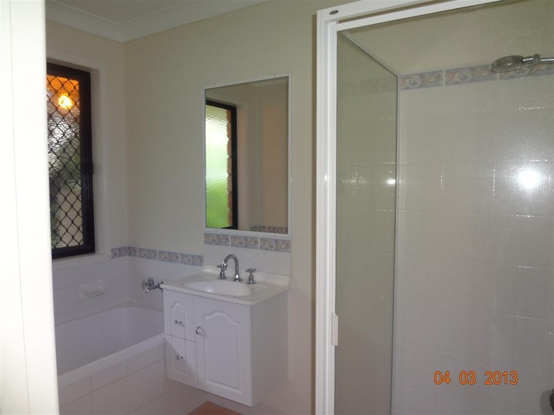 14 Hicks Close, Gracemere QLD 4702