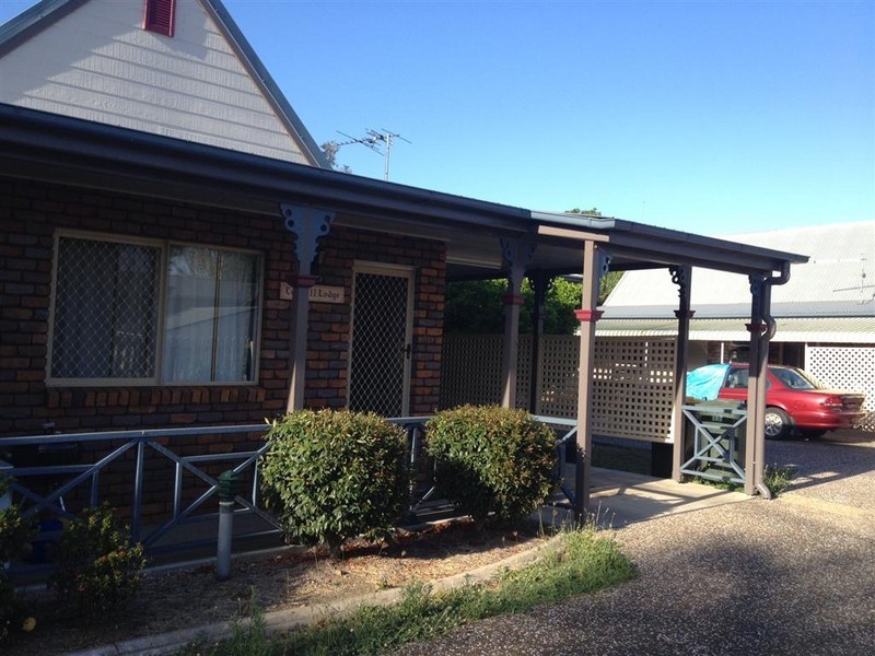 2/107 PENNYCUICK STREET, West Rockhampton QLD 4700