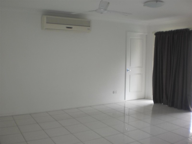 4 Rosella Drive, Gracemere QLD 4702