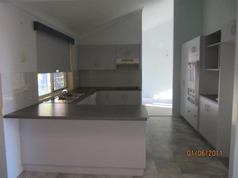 48  DAVISON STREET, Gracemere QLD 4702