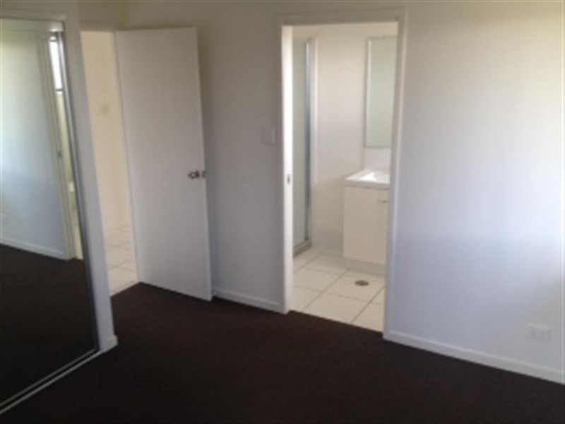 38  Justin Street, Gracemere QLD 4702