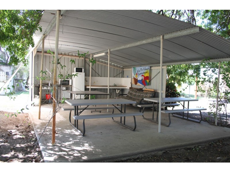 3 LEICHHARDT HIGHWAY, Wowan QLD 4702