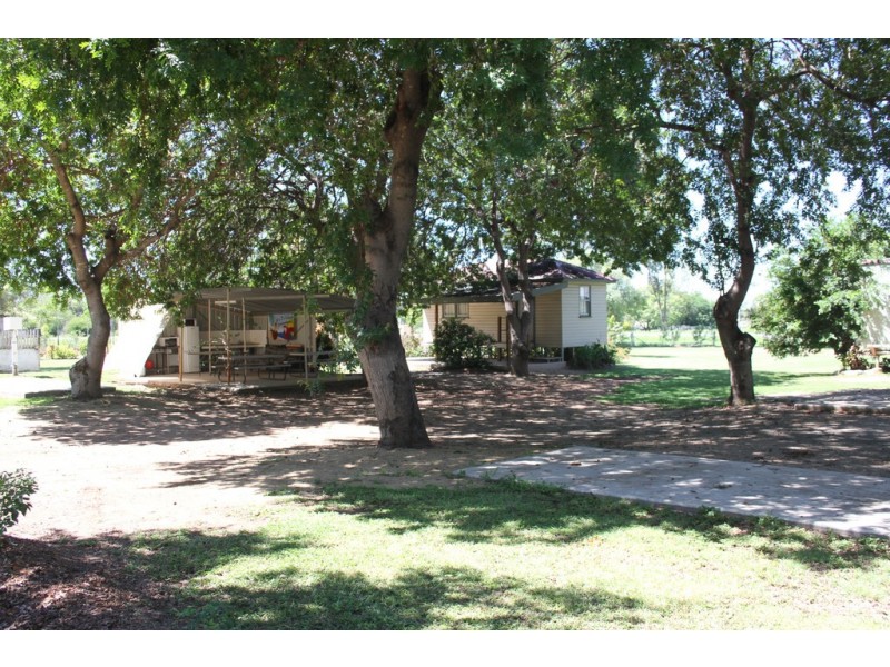 3 LEICHHARDT HIGHWAY, Wowan QLD 4702