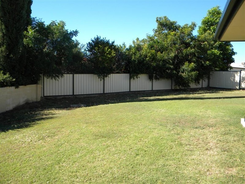 13 POINCIANA PLACE, Gracemere QLD 4702