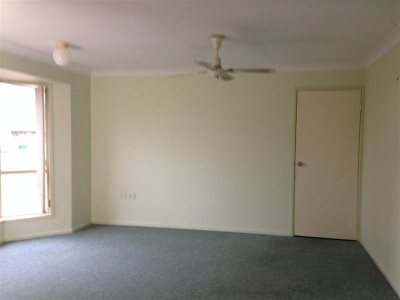 9 ROSEWOOD AVENUE, Gracemere QLD 4702