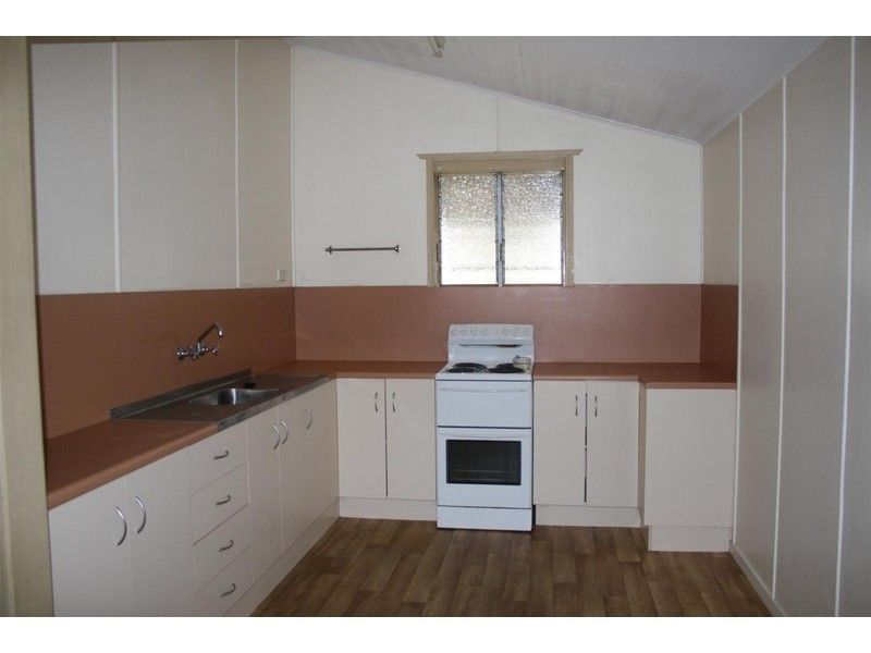 164  WEST STREET, Allenstown QLD 4700