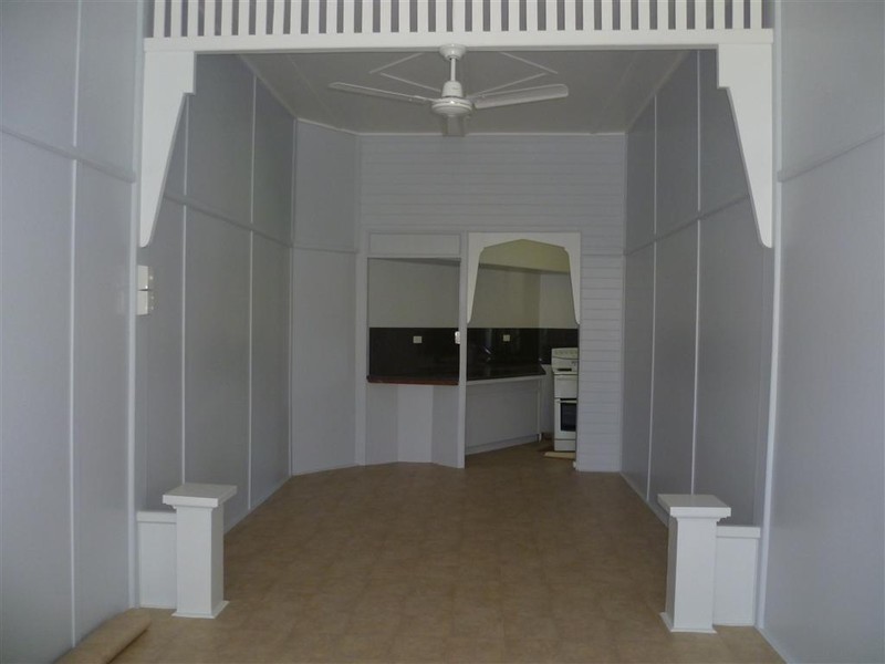 4/352 LAKES CREEK ROAD, Koongal QLD 4701