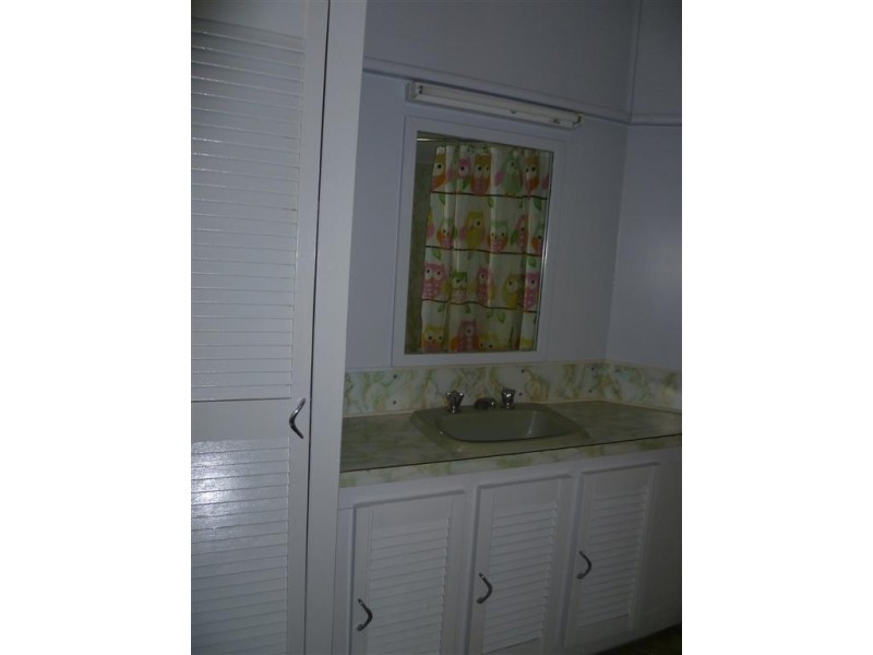 4/352 LAKES CREEK ROAD, Koongal QLD 4701