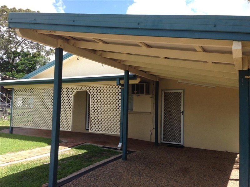 25 BARRY STREET, Gracemere QLD 4702