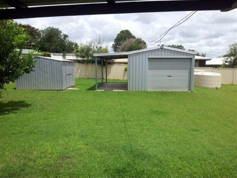 25 BARRY STREET, Gracemere QLD 4702