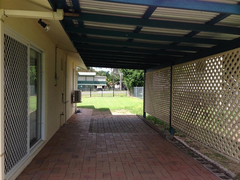 25 BARRY STREET, Gracemere QLD 4702