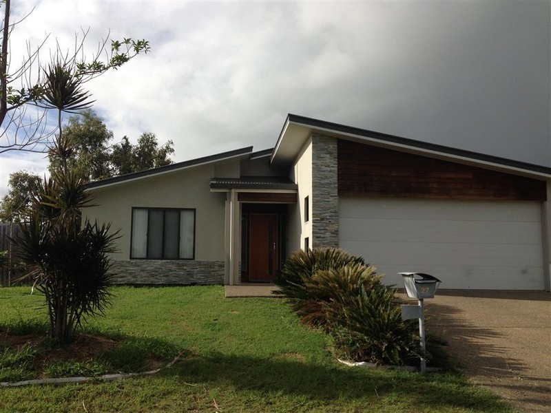27  MAREE CRESCENT, Gracemere QLD 4702