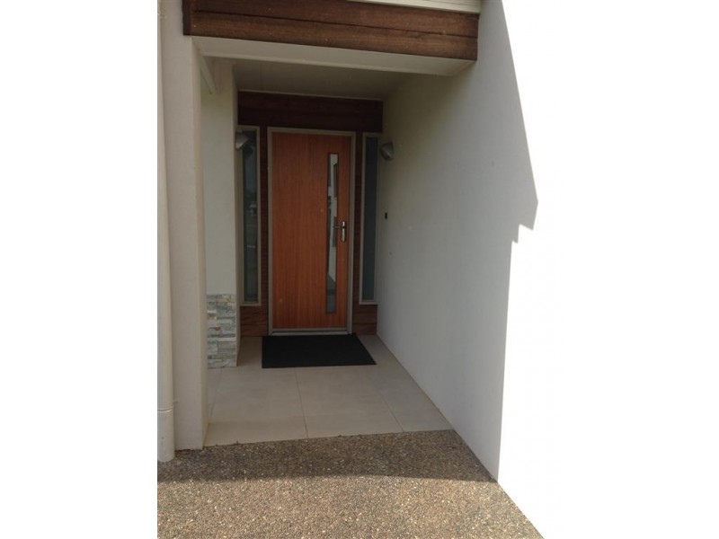 27  MAREE CRESCENT, Gracemere QLD 4702