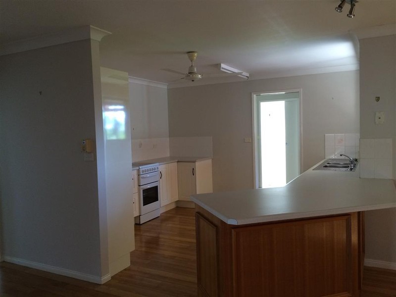 15 Blyth avenue, Gracemere QLD 4702
