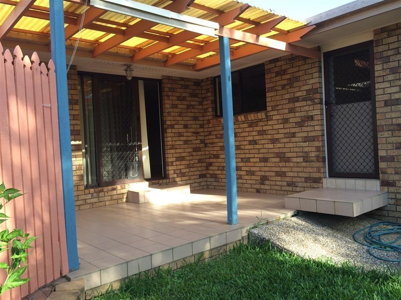15 Blyth avenue, Gracemere QLD 4702