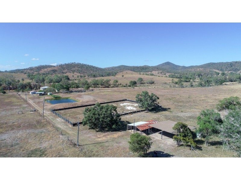 670 Hourigan Creek Road, Raglan QLD 4697