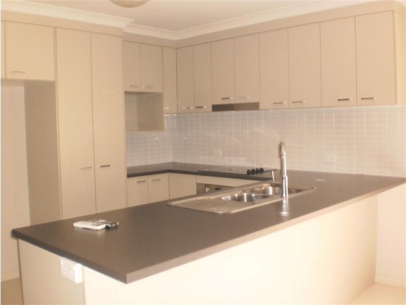 11  CUNNINGHAM, Gracemere QLD 4702