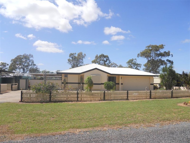 57 HUFF STREET, Gracemere QLD 4702