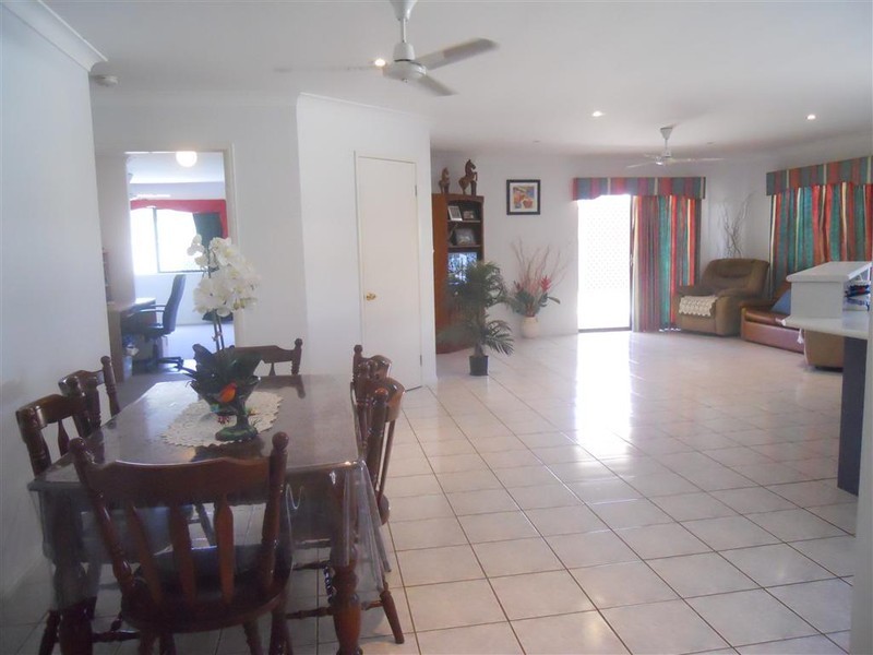 57 HUFF STREET, Gracemere QLD 4702