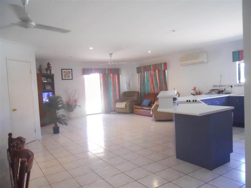 57 HUFF STREET, Gracemere QLD 4702