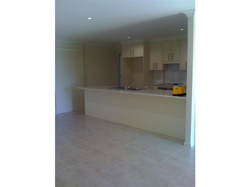 17 Premier Court, Gracemere QLD 4702