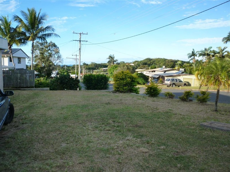 Unit 4/18 Marina Avenue, Yeppoon QLD 4703