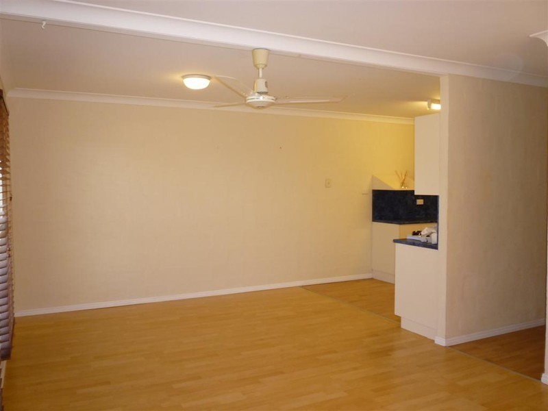 Unit 4/18 Marina Avenue, Yeppoon QLD 4703