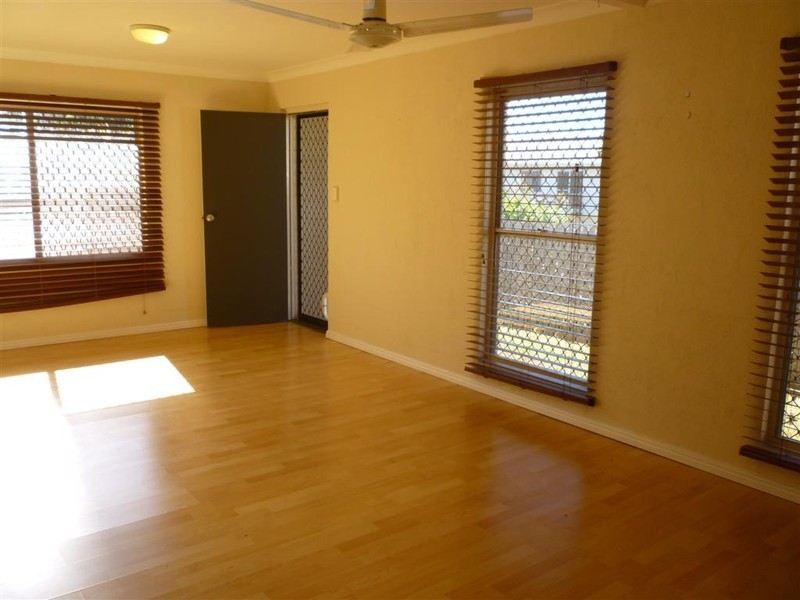 Unit 4/18 Marina Avenue, Yeppoon QLD 4703