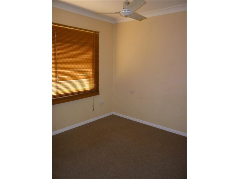 Unit 4/18 Marina Avenue, Yeppoon QLD 4703