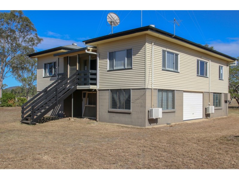 670 Hourigan Creek Road, Raglan QLD 4697
