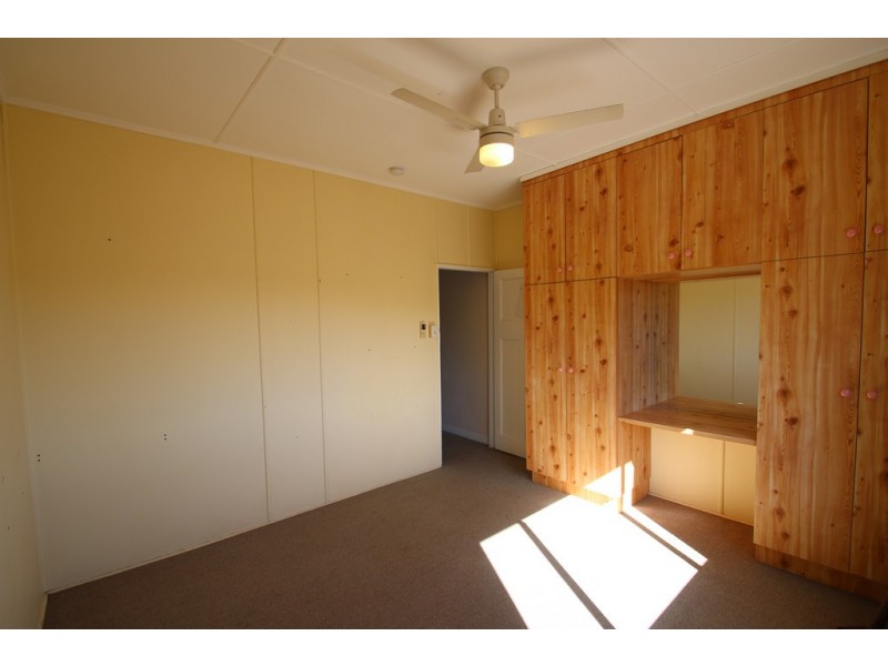 670 Hourigan Creek Road, Raglan QLD 4697