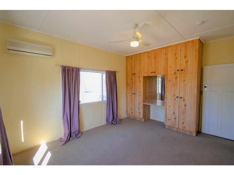 670 Hourigan Creek Road, Raglan QLD 4697