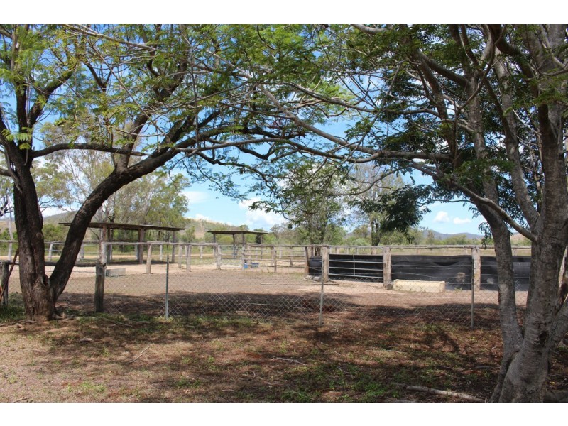 670 Hourigan Creek Road, Raglan QLD 4697
