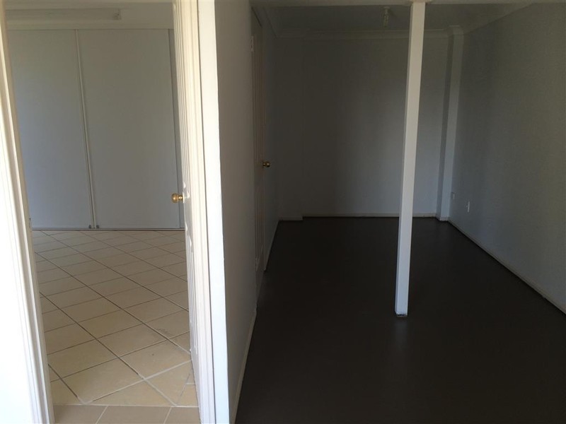 64 Donovan Crescent, Gracemere QLD 4702