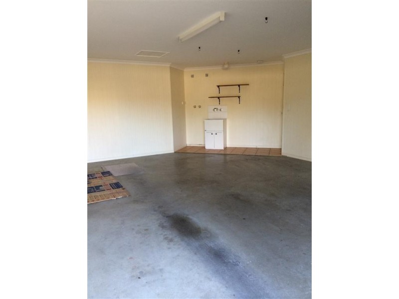 11 Anna Street, Gracemere QLD 4702