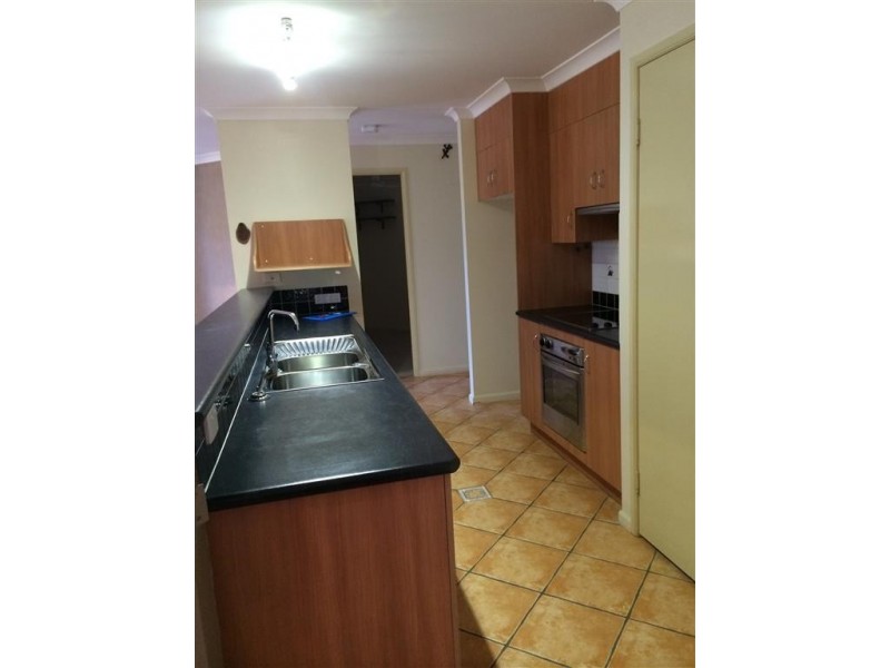 11 Anna Street, Gracemere QLD 4702