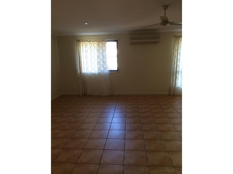 11 Anna Street, Gracemere QLD 4702